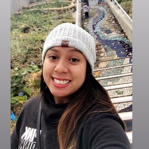 Meet your Posher, Stephanie